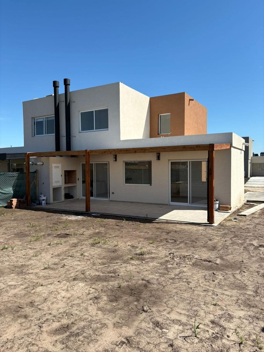 Casa en Alquiler Casas de Santa Ana - 2