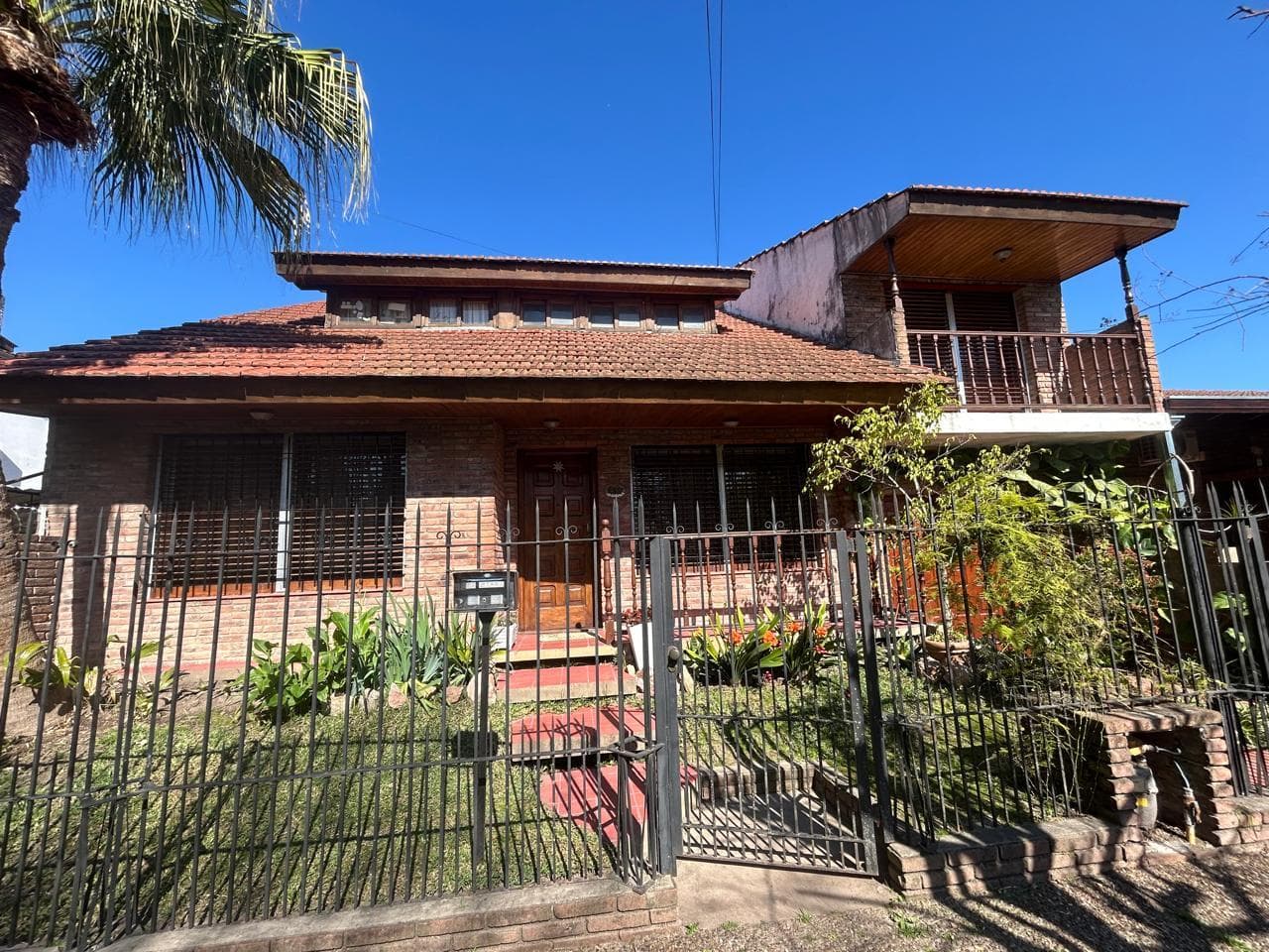Casa en Burzaco Oeste - 1