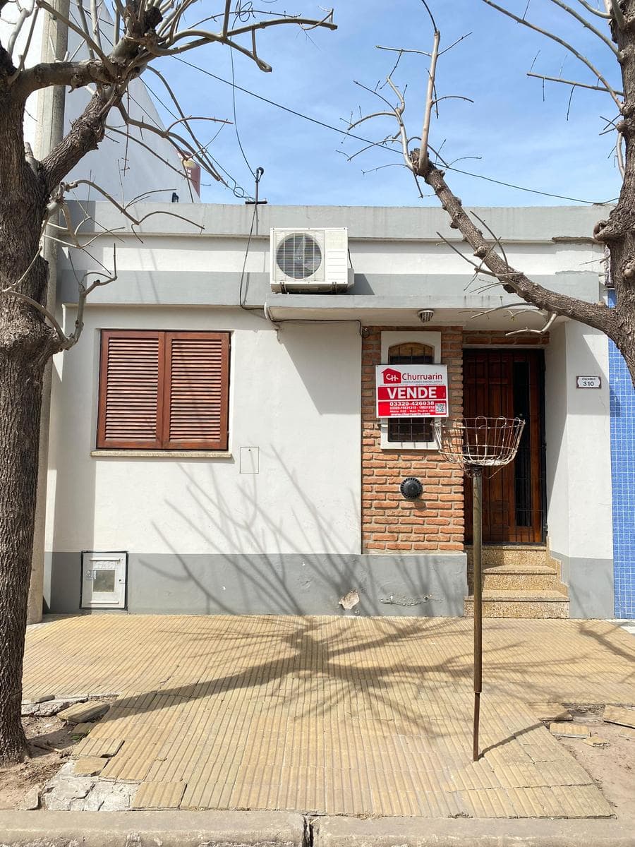 Casa en venta – 1 habitación, cocina y living excelente ubicación - 1