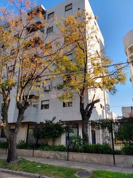 Departamento en Beccar 4 ambientes con cochera - 2