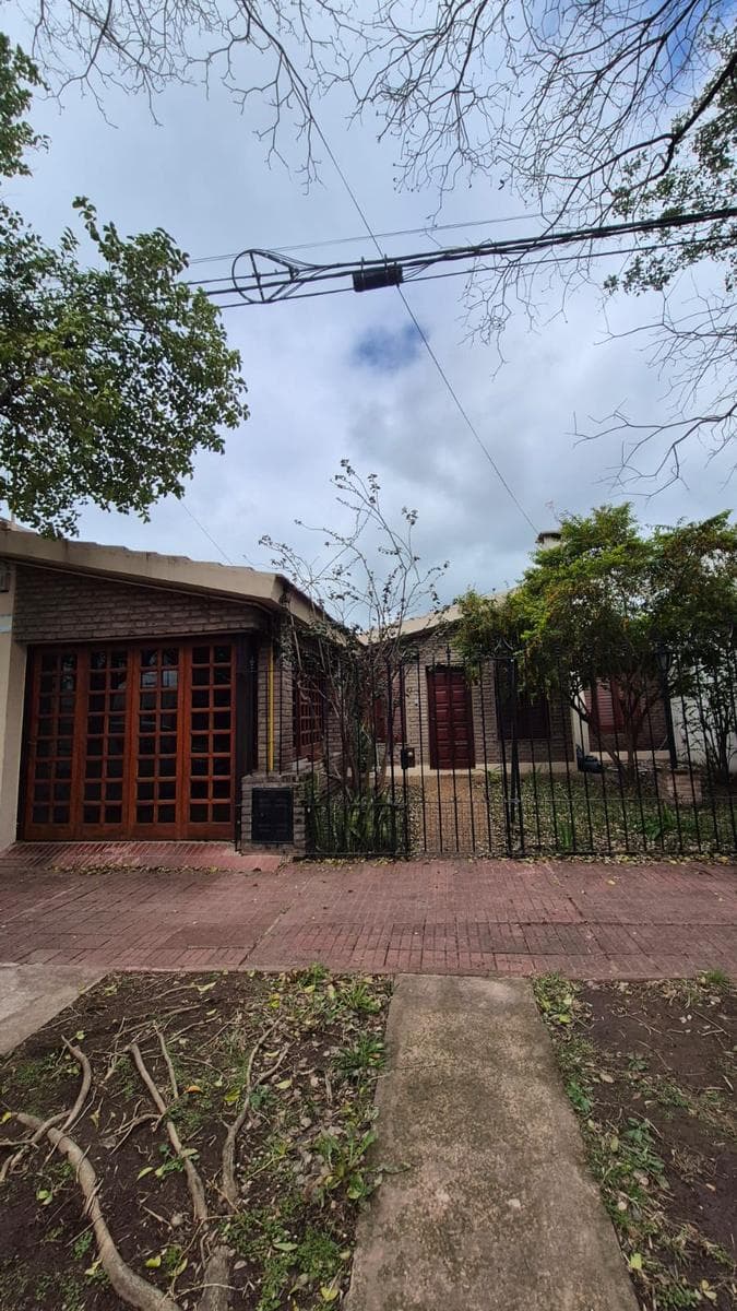 Casa en Barrio Juan de Garay - 1