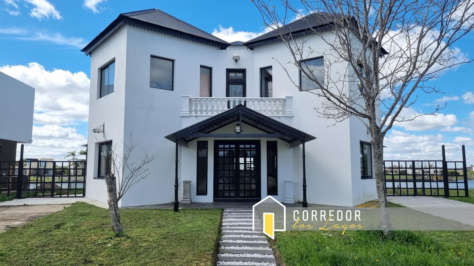 ALQUILER CASA A LAGUNA EN SAN SEBASTIAN, AREA 13, LOTE AL 100 - 1