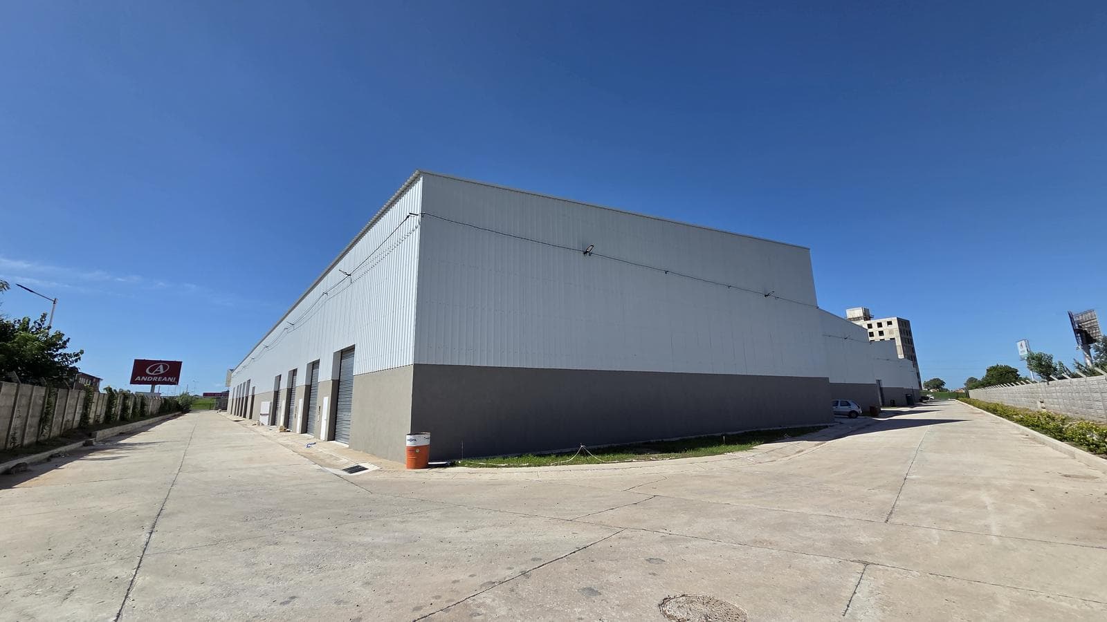 Galpón de 420 m2 en Alquiler en Depot Center - Circunvalación y Au. Rosario - Bs As - 1