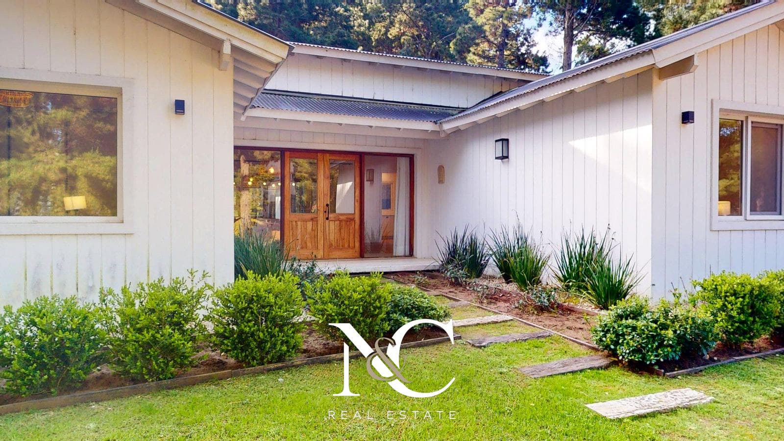 Casa en alquiler en Costa Esmeralda 4 dormitorios - 1