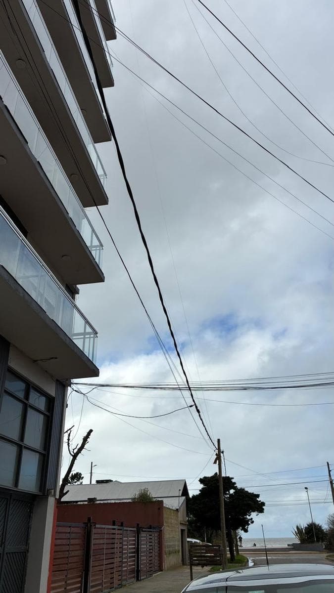 Departamento de 2 ambientes a pasos del mar y del centro - 1