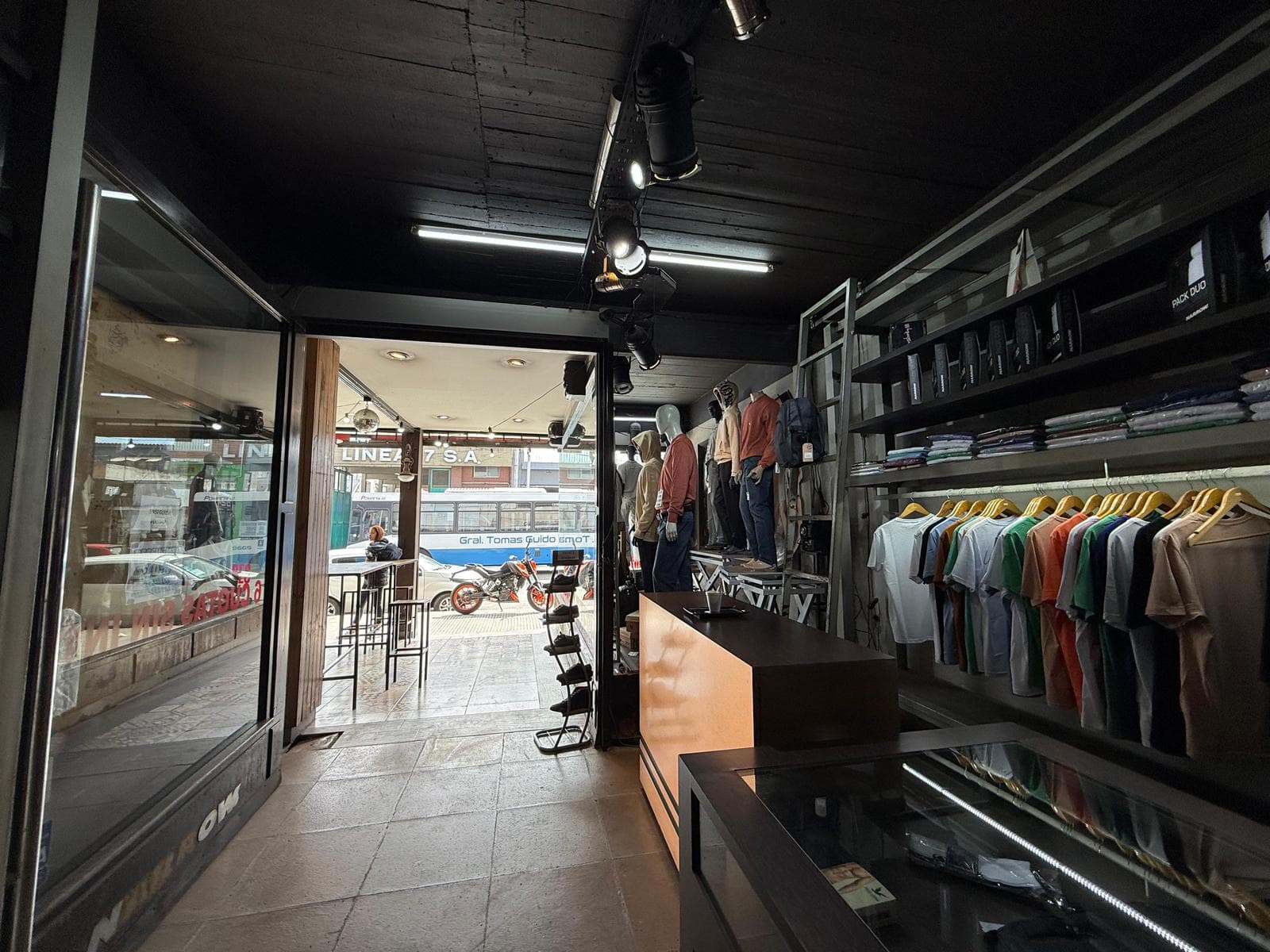 Fondo de Comercio local ropa indumentaria venta en wilde - 1