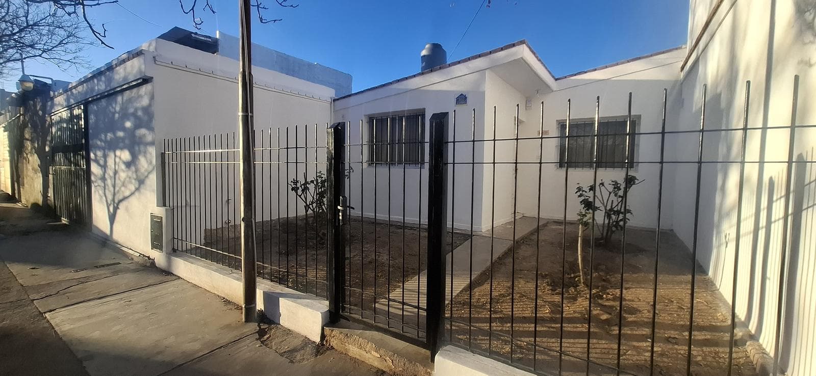 Casa en alquiler - Barrio Los Paraísos - 1