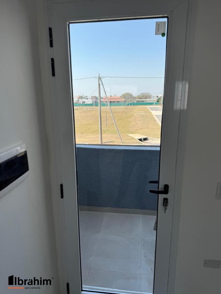 Casa en Rincones de Manantiales - 2