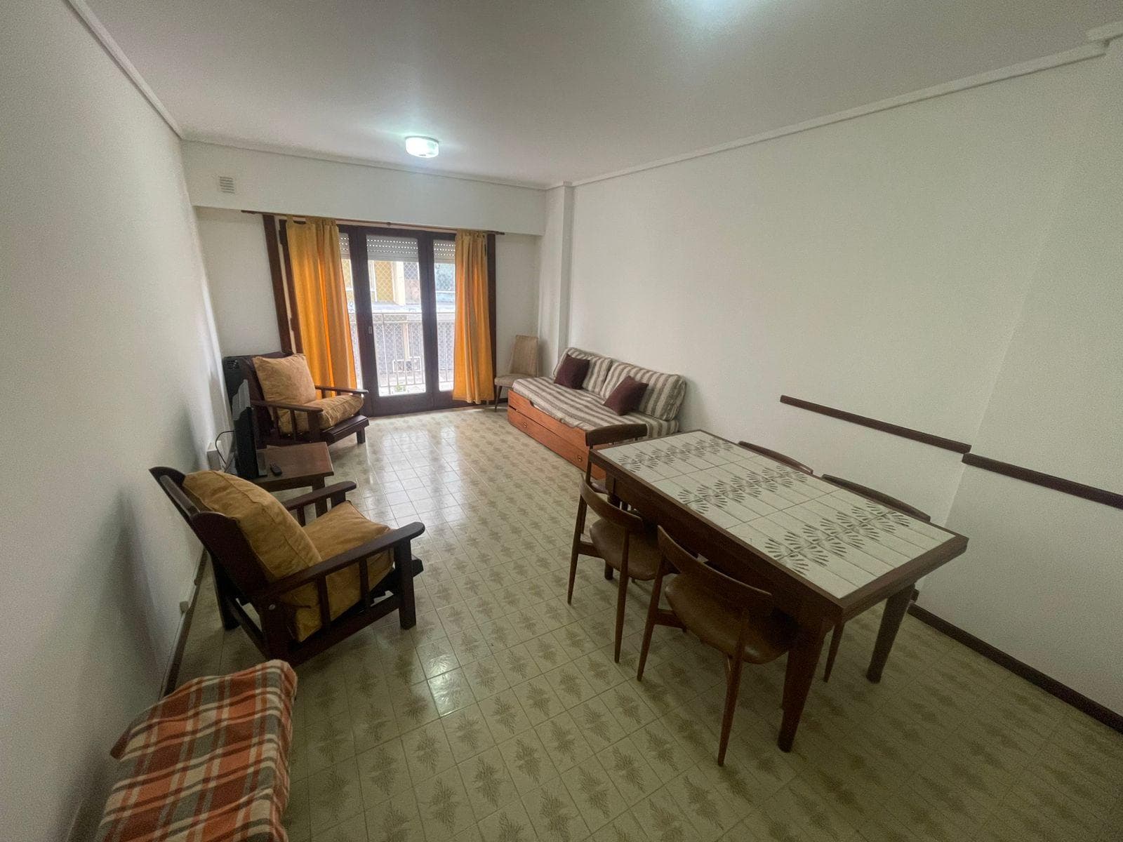 Edif. Cristal piso 1 - 2 Ambientes - Miramar - 1