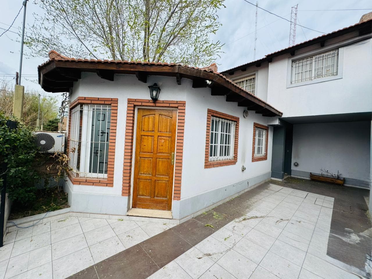 Casa / oficina en alquiler plottier - 1