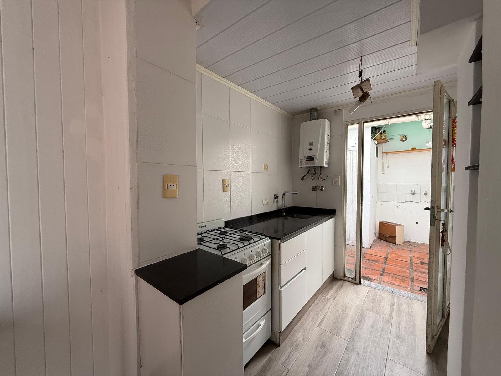 PH Venta duplex zona centro 1 dormitorio con patio a pasos del Rio - 1