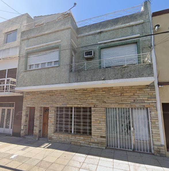 Ph 4 ambientes con cochera, patio y terraza con parrilla en excelente estado. - 1