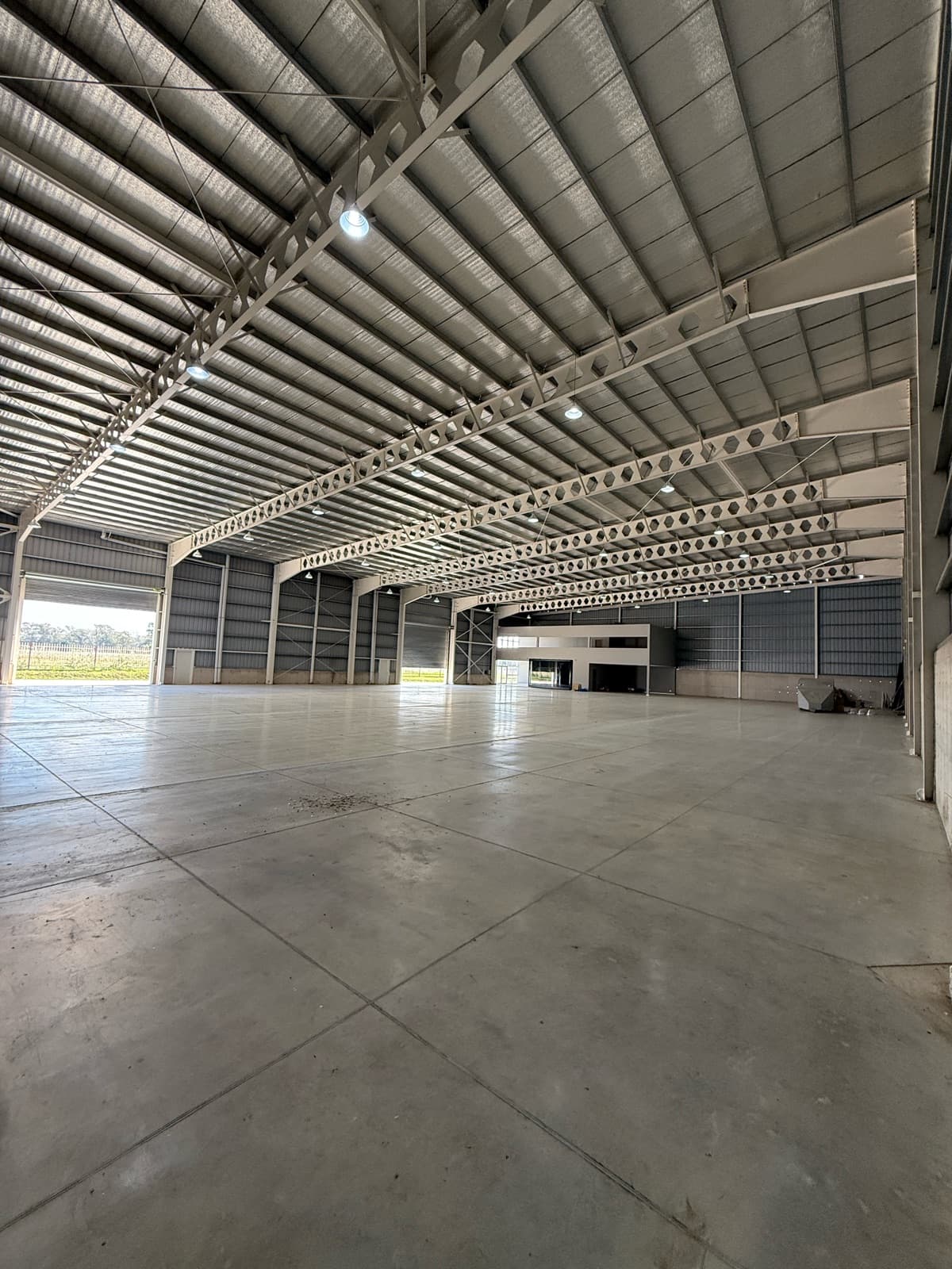 Nave Industrial en Alvear - Galpon - Oficina - Logistica - Industria - 1