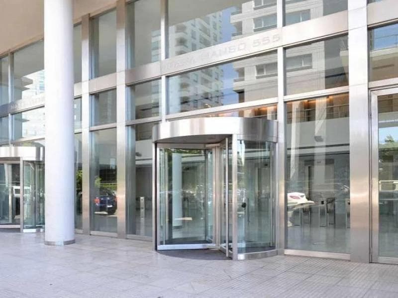 ALQUILER DE OFICINA CORPORATIVA c/COCHERA - MADERO CENTER - 2