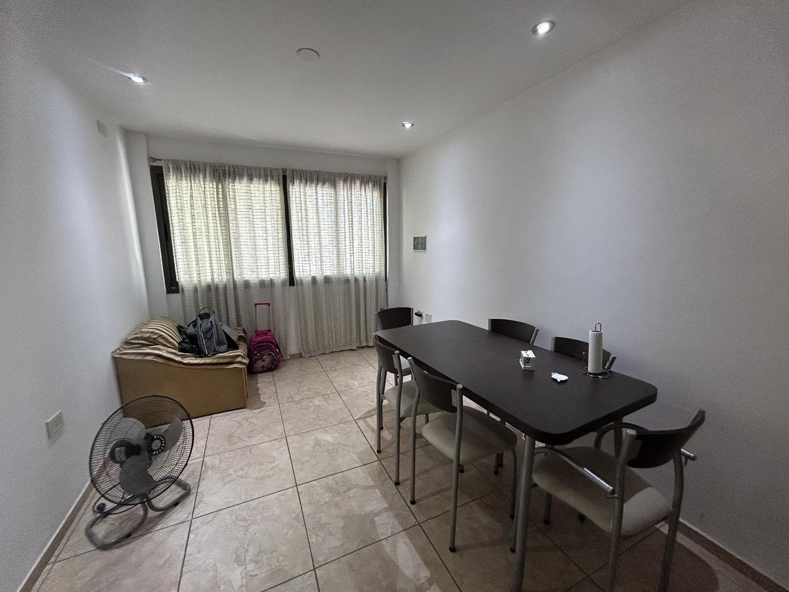 Departamento/ oficina céntrica en alquiler - calle Las Heras 156 - 1