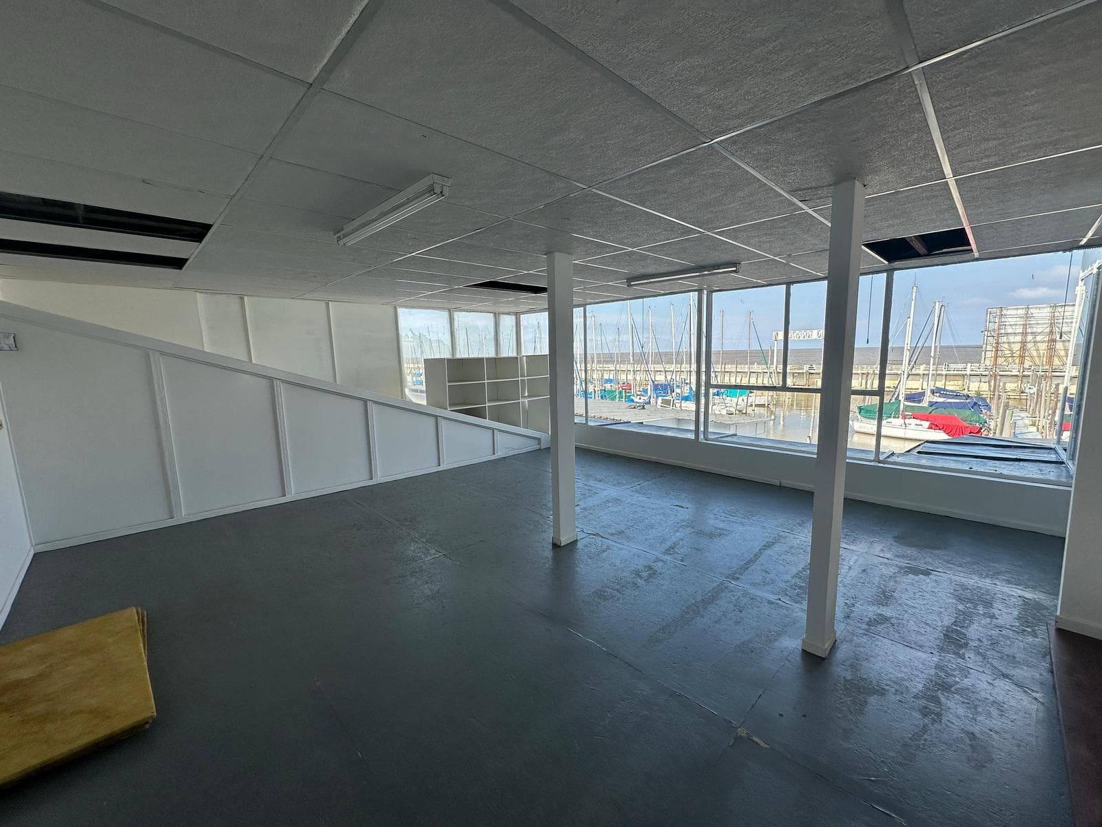 Oficinas en Alquiler Av. Costanera Rafael Obligado 4800 - 1