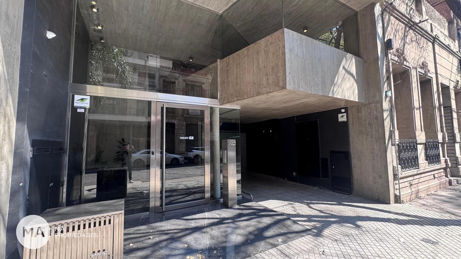 Piso exclusivo 3 Dormitorios con cochera y amenities - Jujuy 1700 - Centro - Rosario Venta - 2