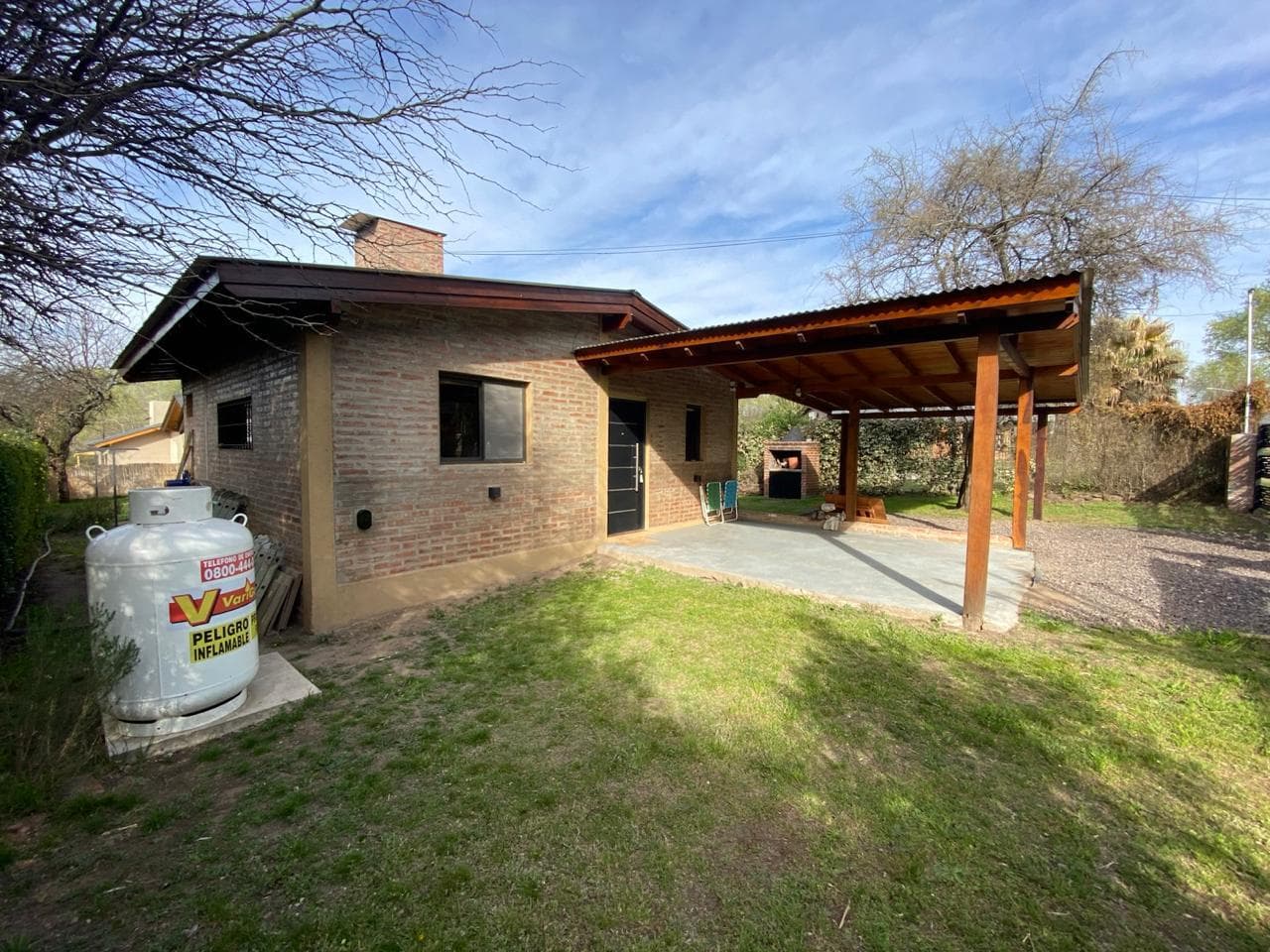 VENTA COMPLEJO DE 2 CABAñAS V. GENERAL BELGRANO CALAMUCHITA - 1