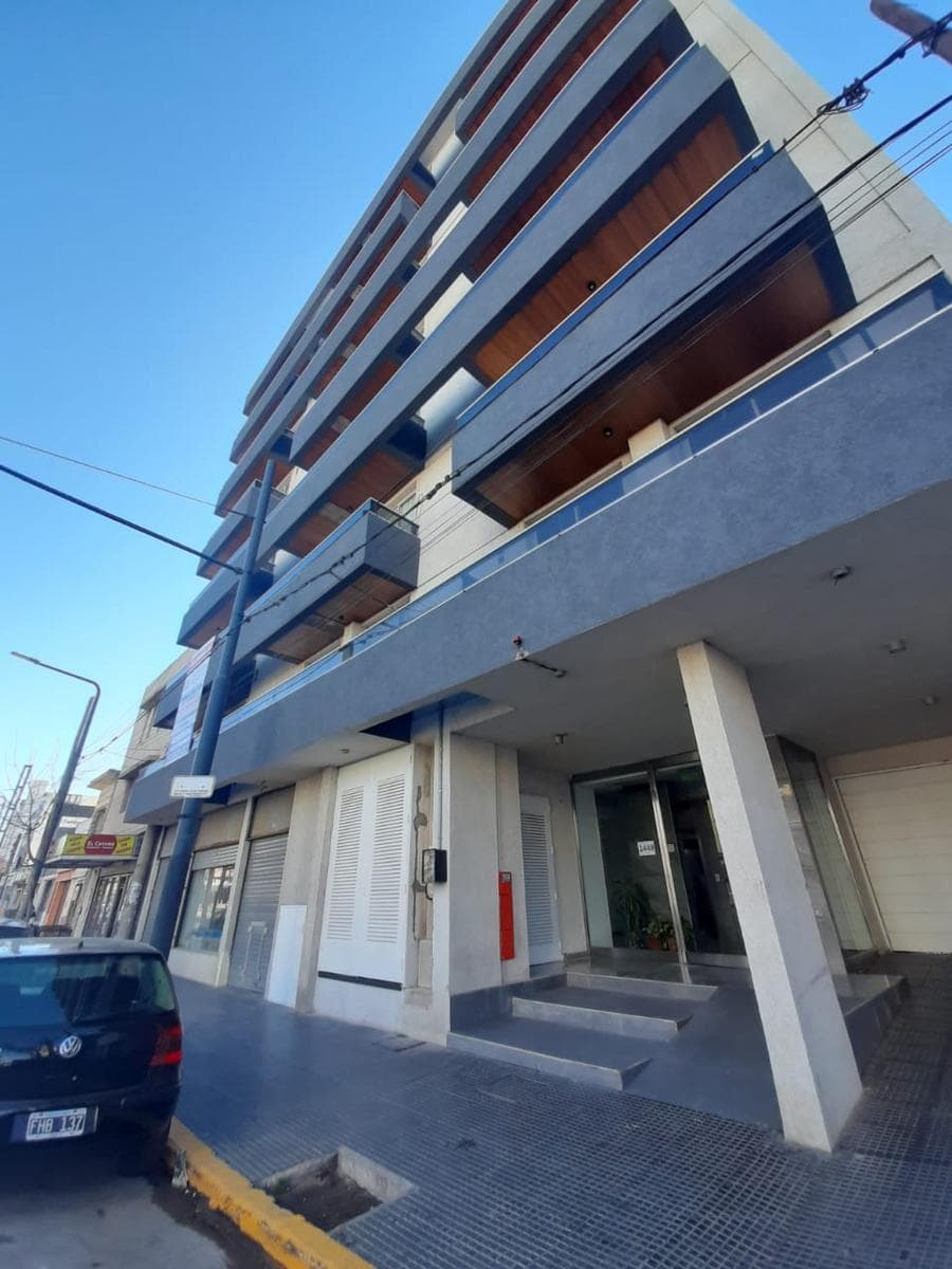 Departamento en Alto Alberdi - 1