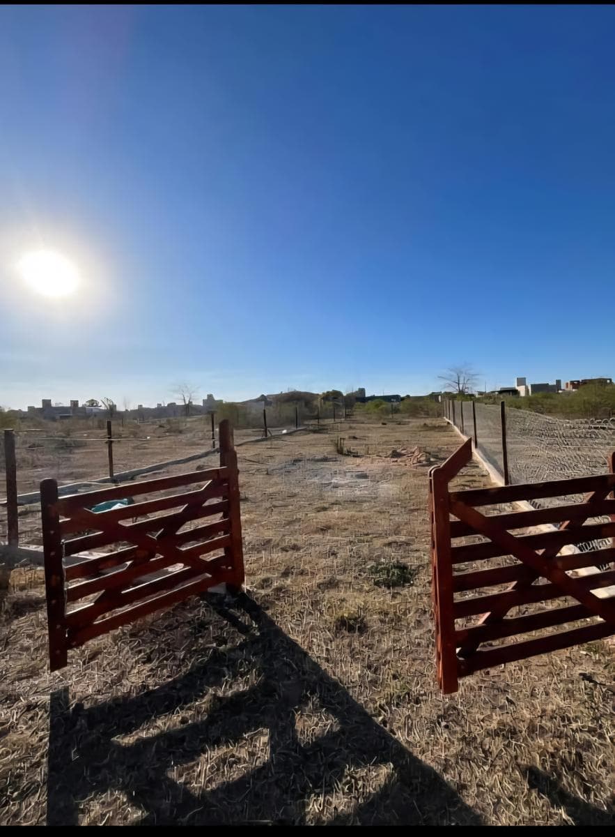 Terreno en venta - Soles Serranos III, Unquillo - 1