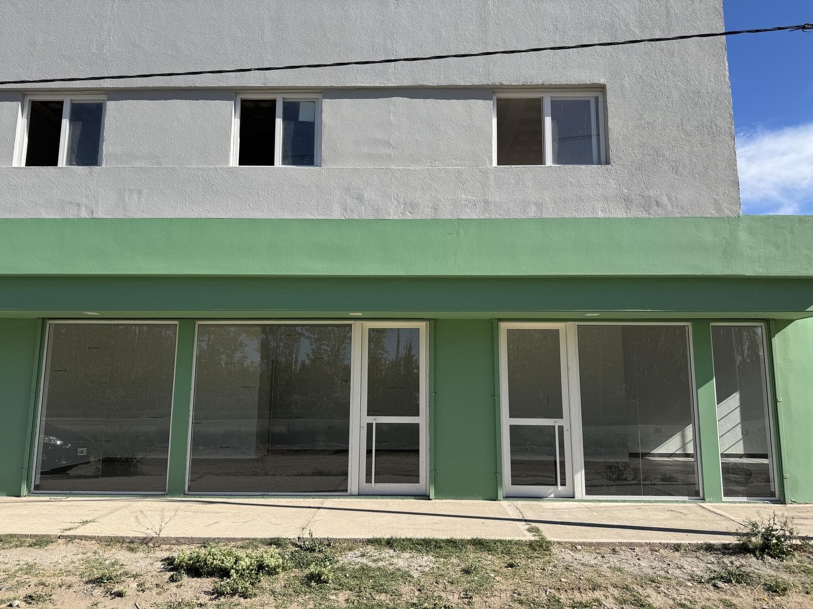 Locales comerciales - 1