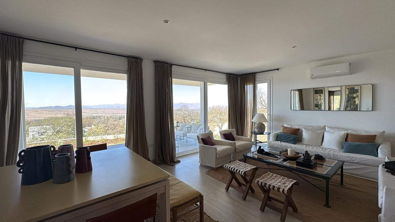 Exclusivo Departamento en Venta en San Lorenzo - 1