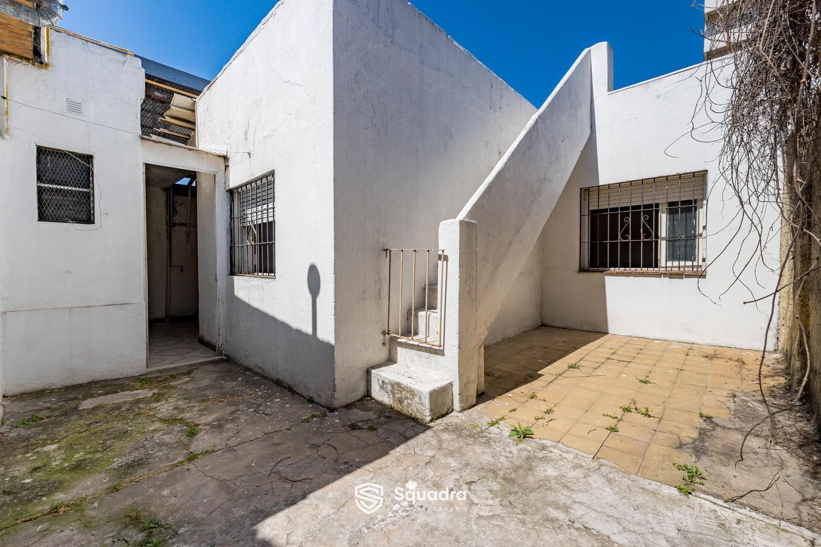 VENTA - Pasillo único NO PH, 2 dormitorios - Bella Vista, Rosario. - 1