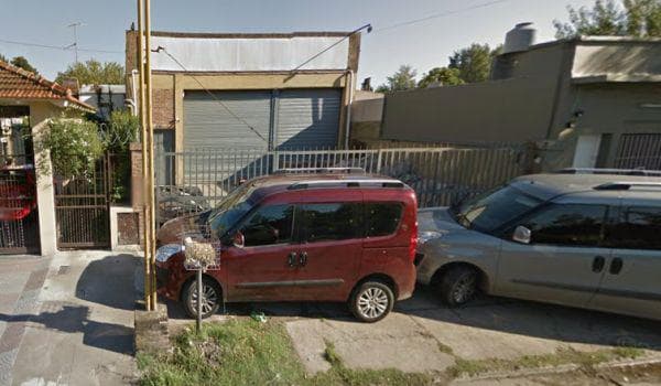 Galpon en alquiler - Luis Guillon - 1