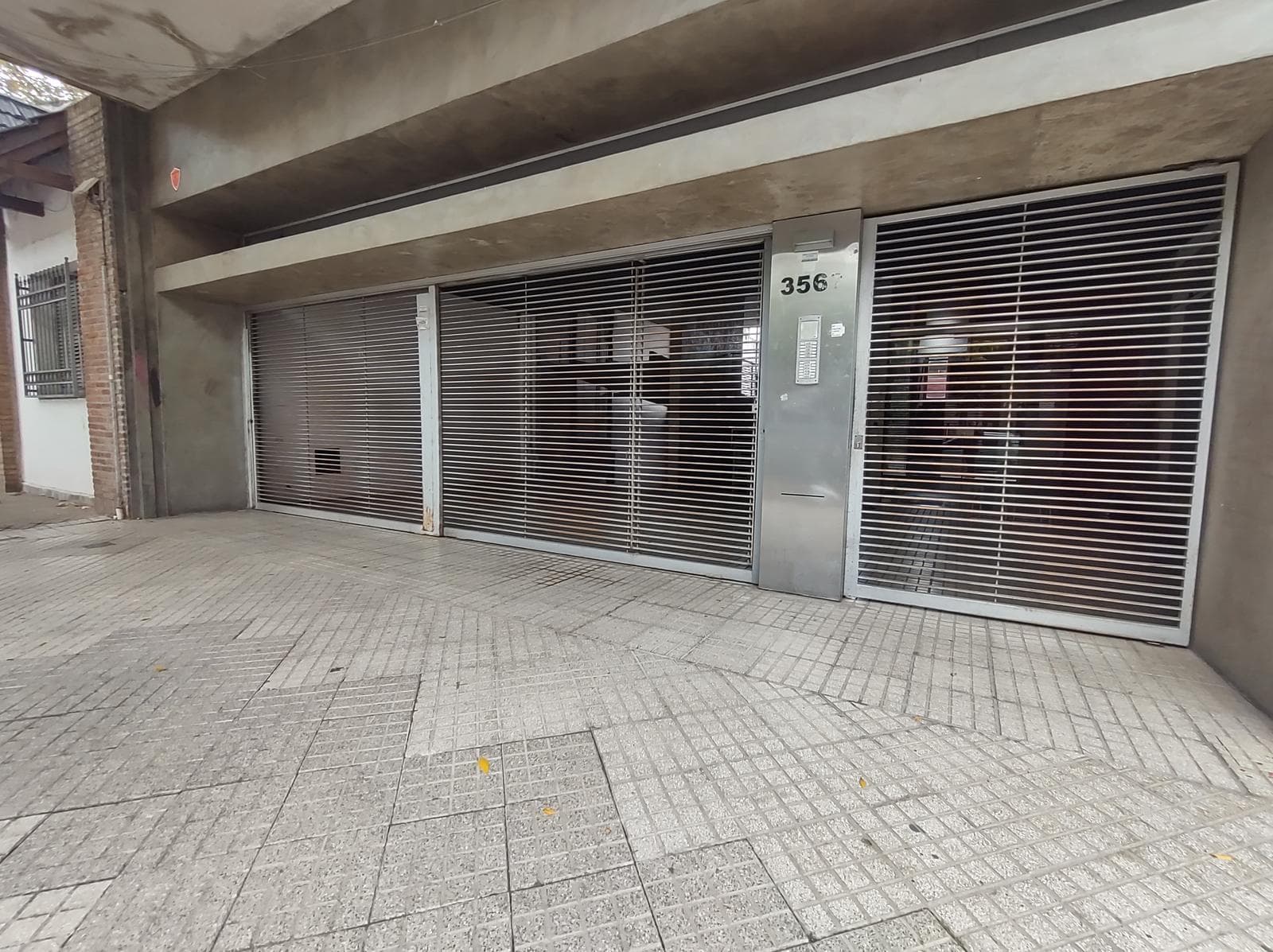 Cochera en Echesortu - 1