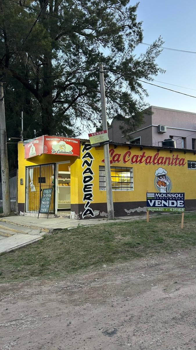 Local en Gualeguaychu - 1
