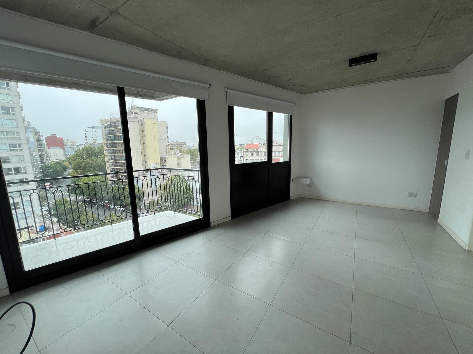 VENTA | MONOAMBIENTE CON BALCÓN | PISO ALTO | SAN TELMO - 1
