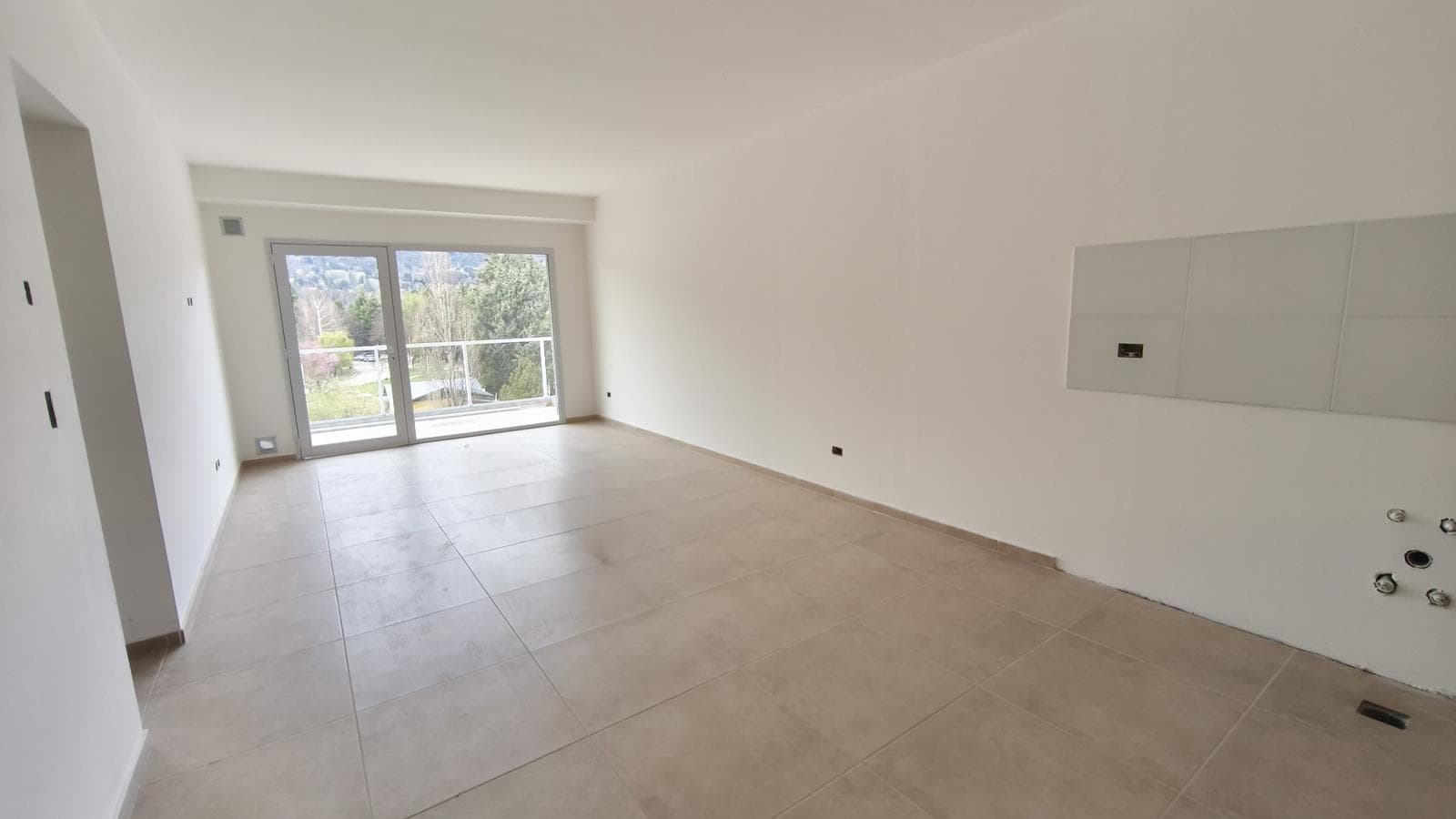 Depto Centrico en El Bolson - Av. San Martin - 62 m2 12 m2 de balcon - $110.000 usd - 1