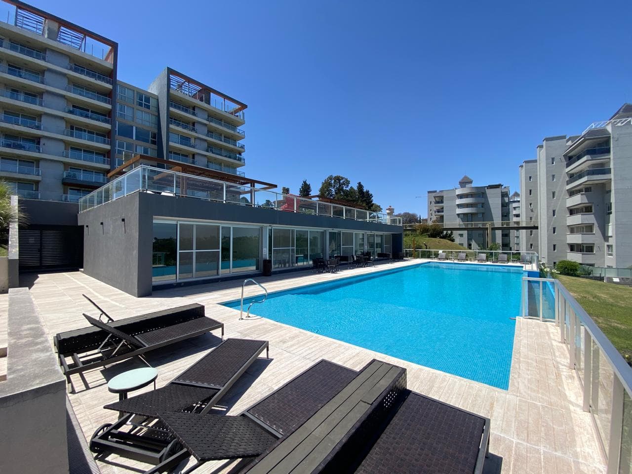 Alquiler Departamento Premium de 3 Dormitorios en Villa Belgrano - 1