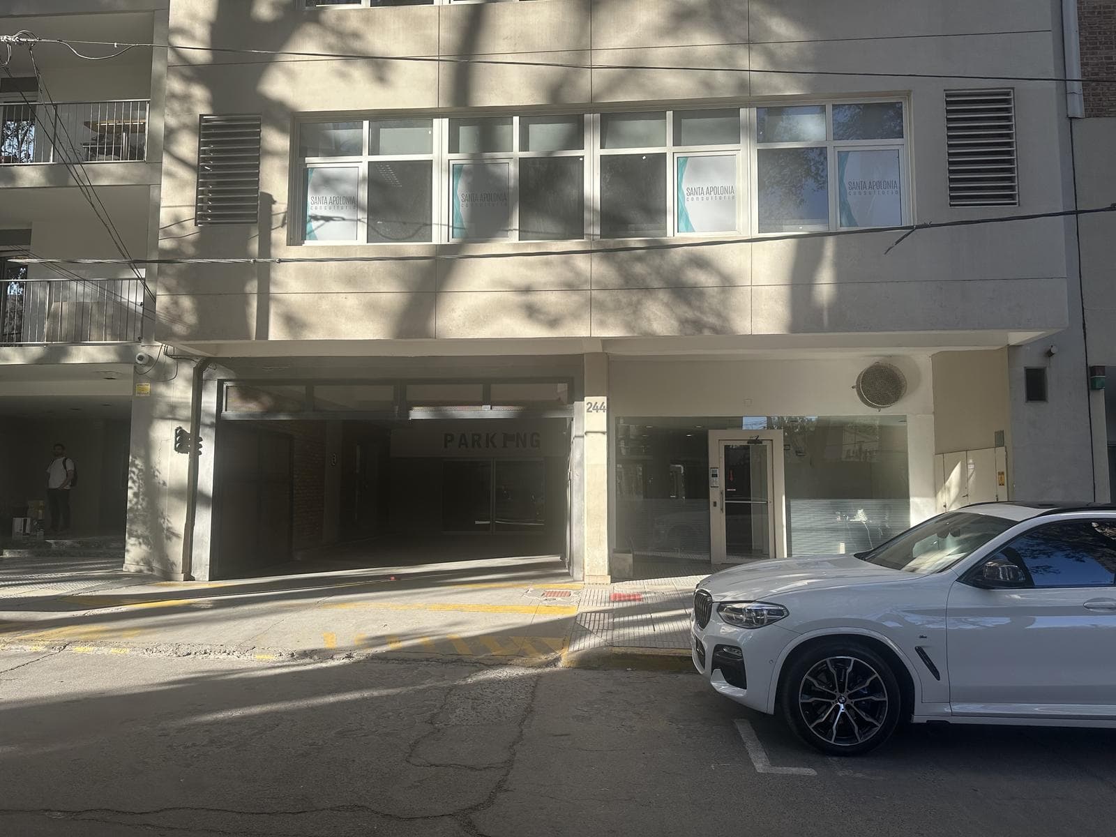 Cochera en Capital - 1