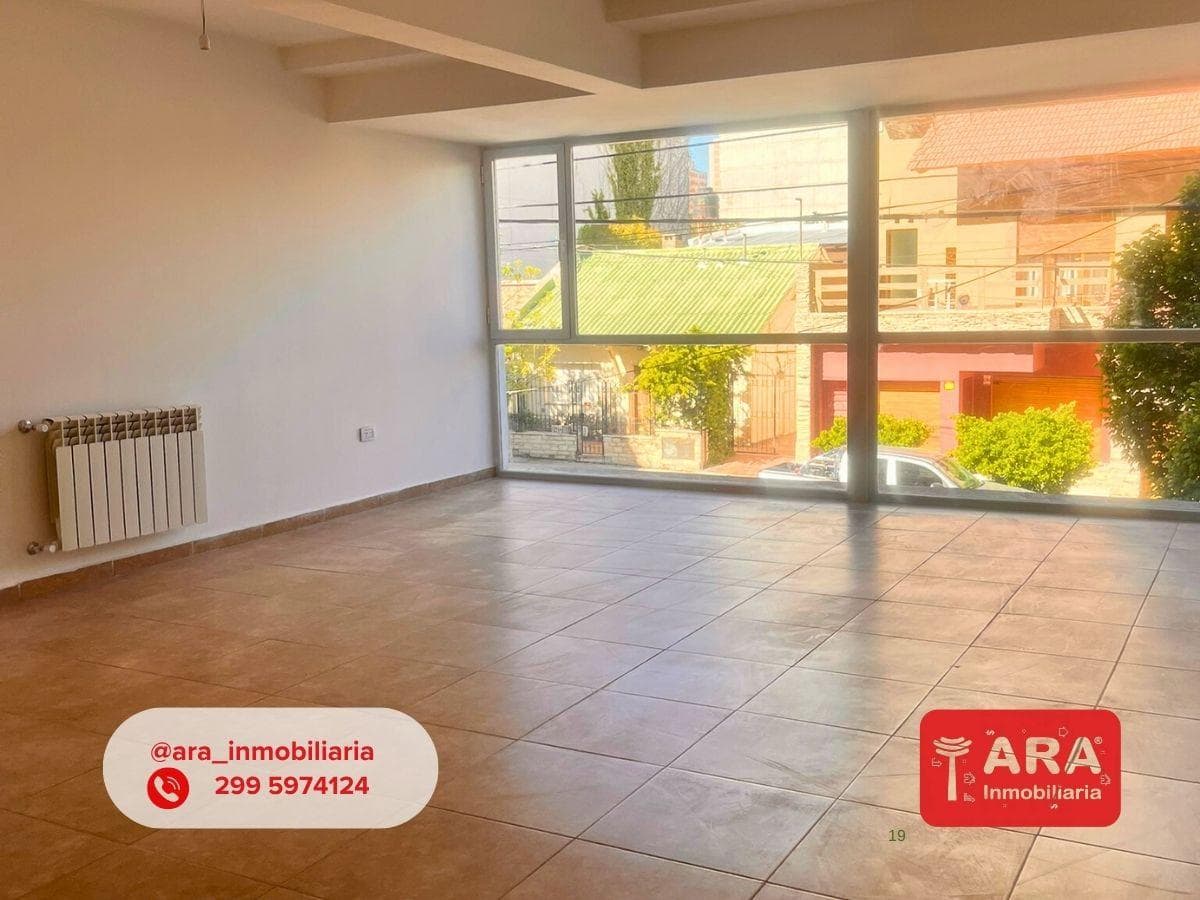 Oficina con vista al frente - 1