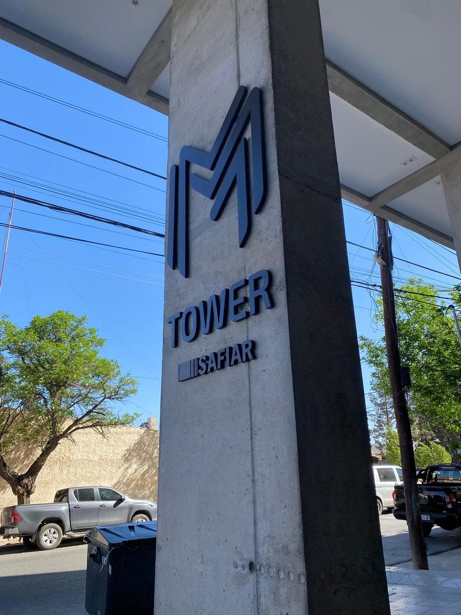 Alquiler Monoambiente a estrenar en el centro de Neuquén – Piso alto con balcón y amenities - 1