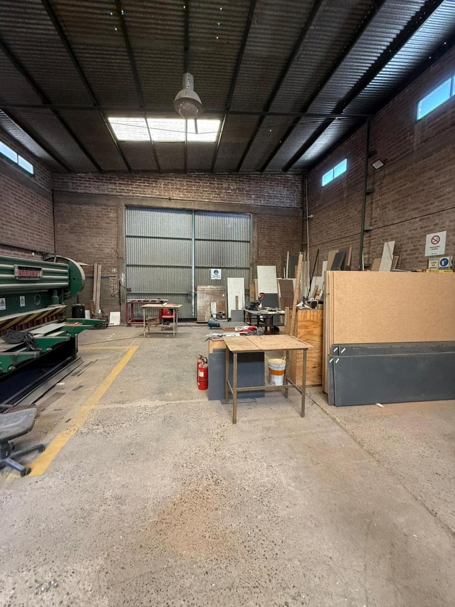 Galpón en Neuquen - 1