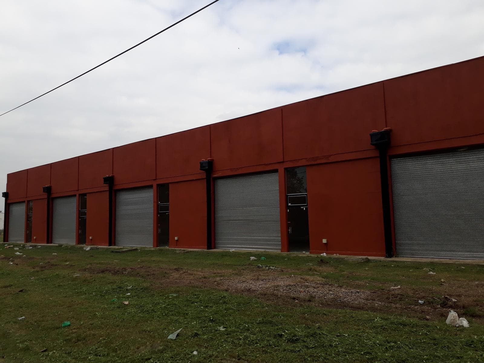 Galpónes en ALQUILER - 1