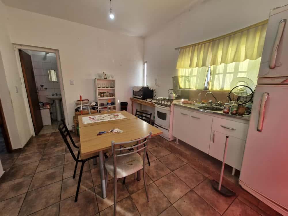 VENTA-CASA PLANTA ALTA-2 DORMITORIOS-BALCON-BARRIO BELLA VISTA - 1