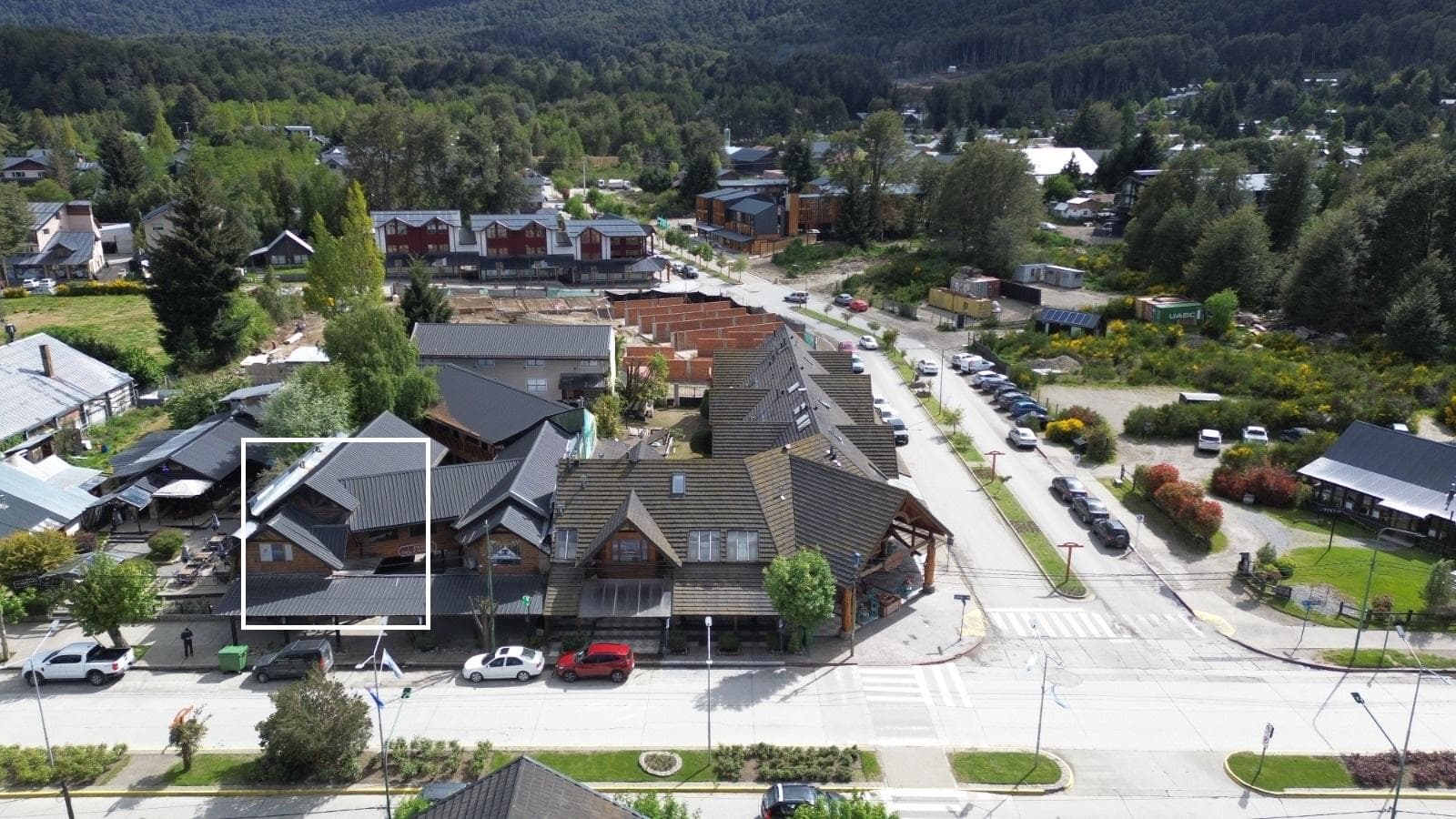 Alquiler Oficina 5 privados y recepción - Villa la Angostura - 1