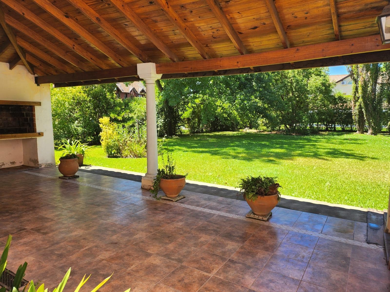 BARRIO CERRADO VILLA ROSA - PILAR - VENTA CASA - 2 DORMITORIOS DEP - LOTE 876mts - 1