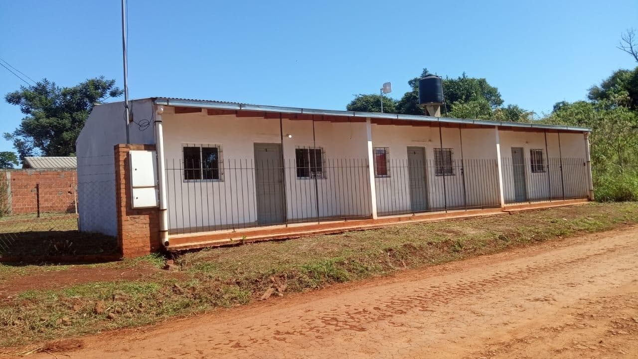 Complejo de Departamentos en Eldorado Km6 - 1