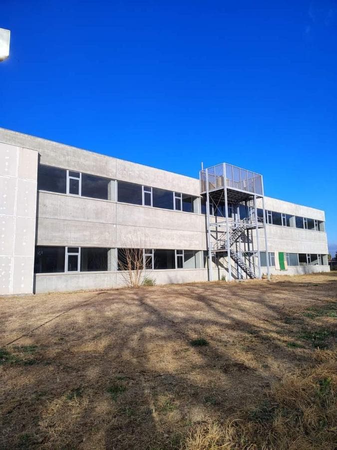 EDIFICIO CORPORATIVO-COMERCIAL Y LOGISTICO ZONA AEROPUERTO - 1