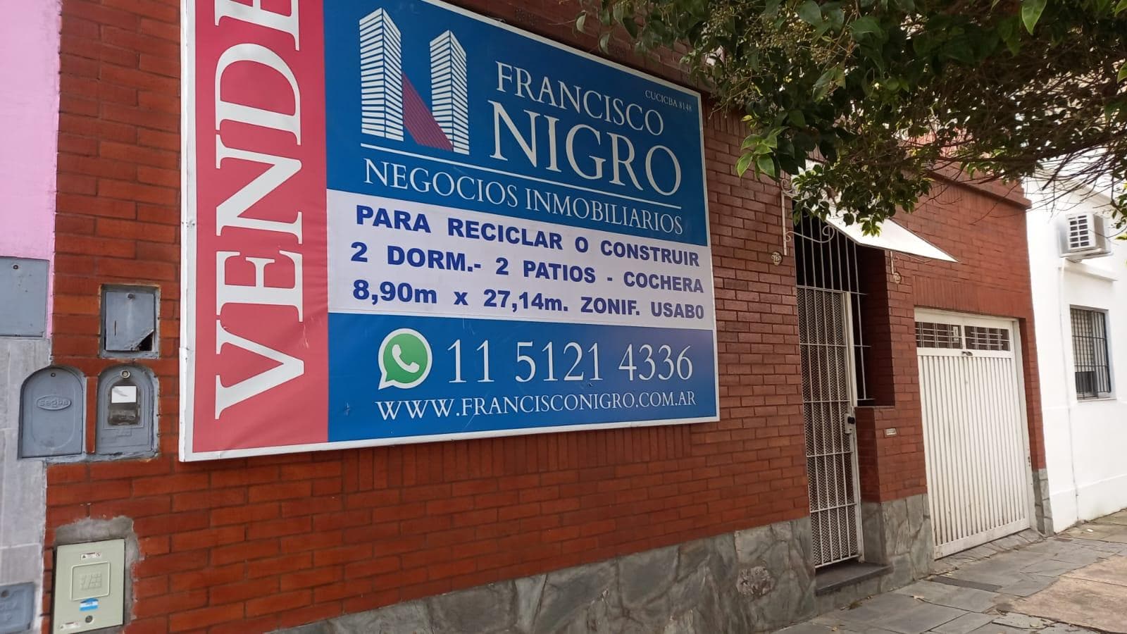 Venta Casa para reciclar o nuevo desarrrollo en Monte Castro - 1