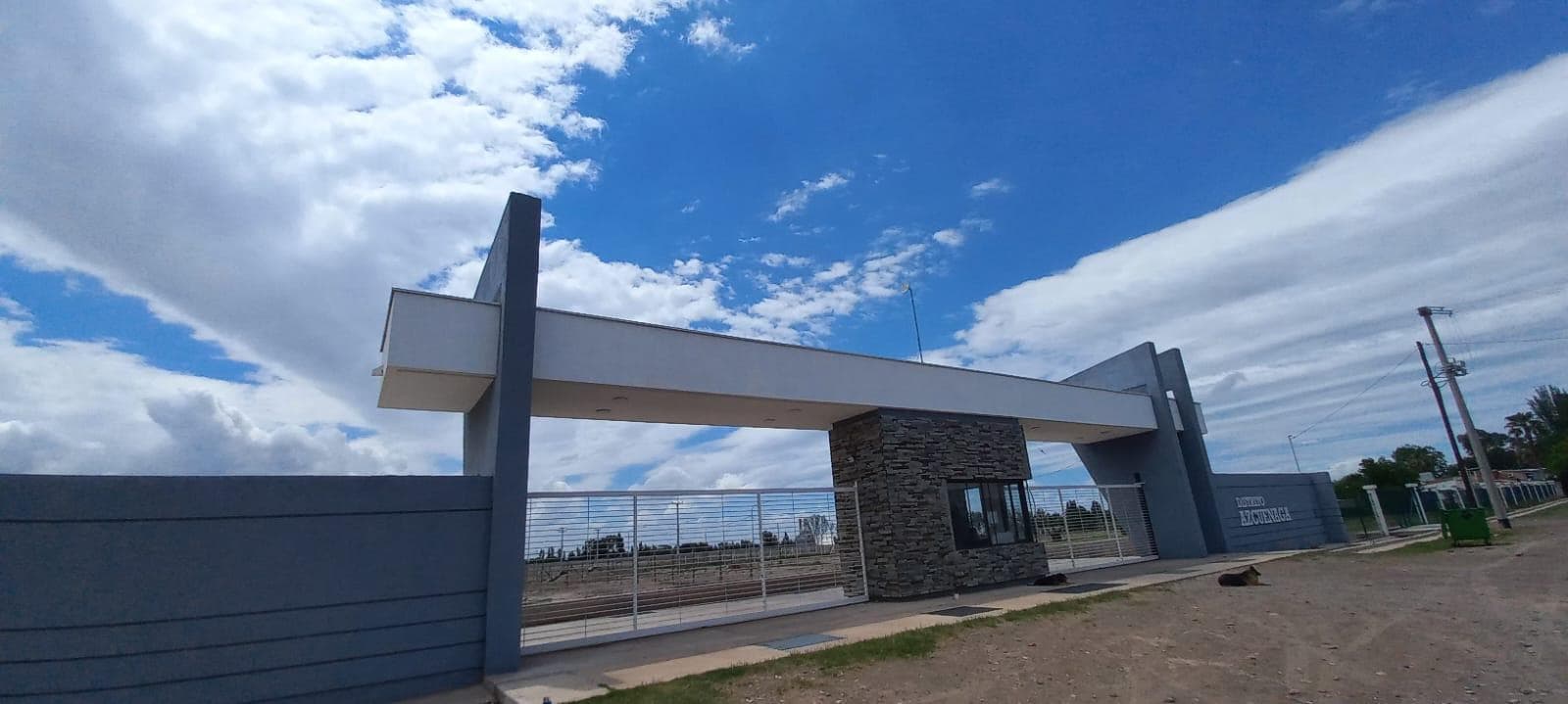 DISTRITO AZCUENGA LOTE ENVENTA - 1