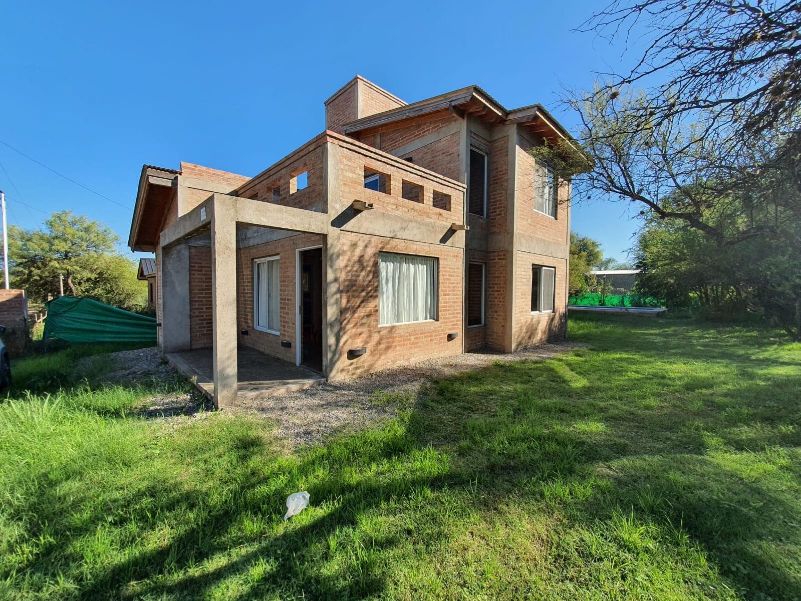 VENTA CASA DOS PLANTAS PILETA MERLO CARPINTERIA SAN LUIS - 1