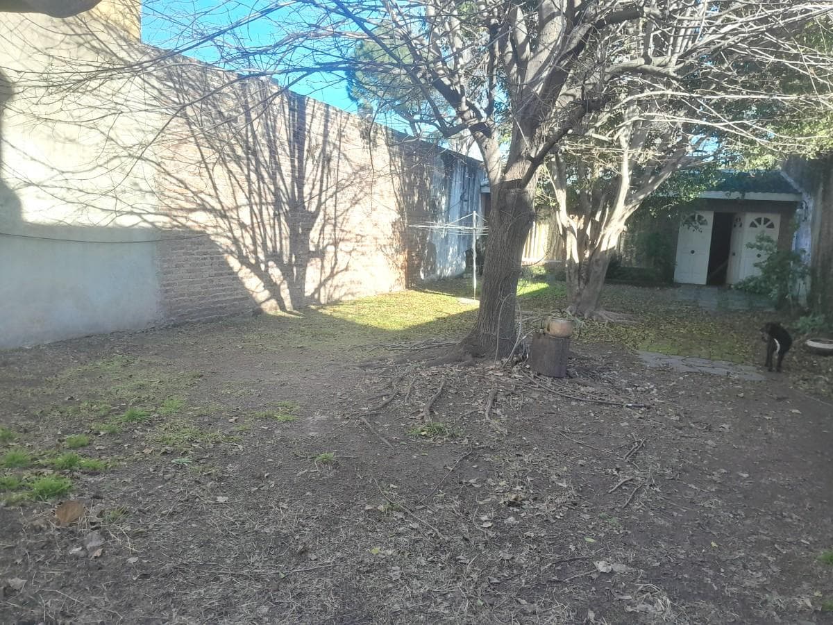 LOTE PROPIO EN VENTA - 8.66 X 40 - CASTELAR - LIMITE MORON - 1