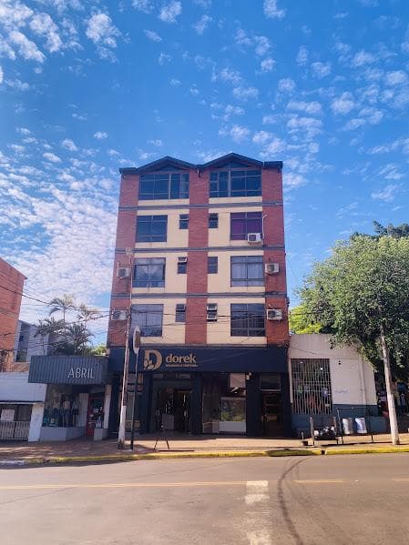 Departamento en Pleno Centro de Eldorado sobre Av. San Martín Km9 - 1