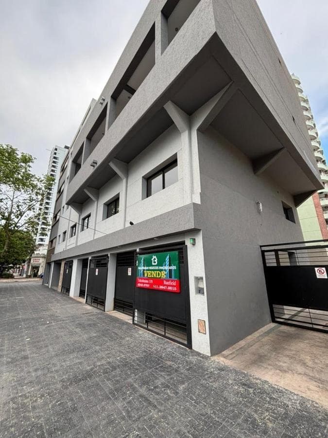 COCHERA PRIVADA EN VENTA! N°18 - 1