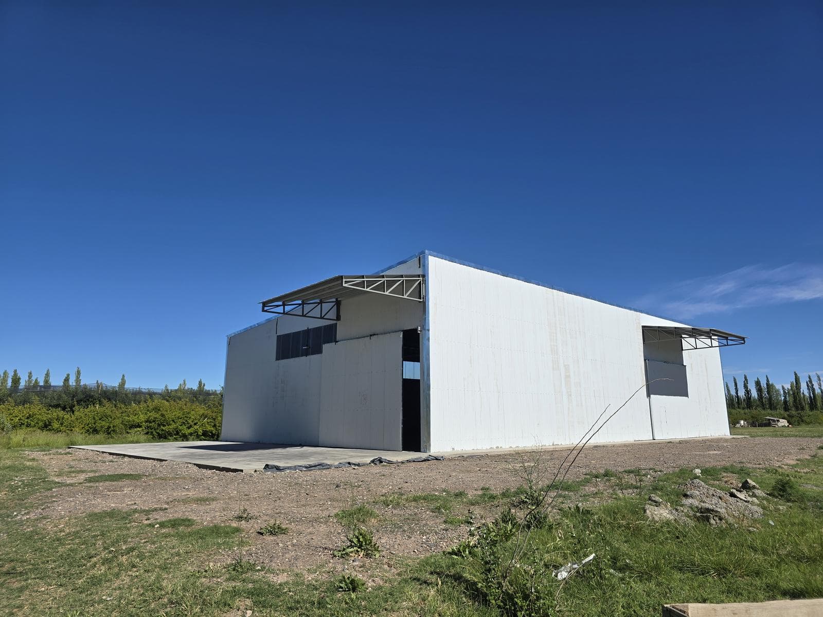 ALQUILER Galpón en Ruta 65 Cipolletti - 1